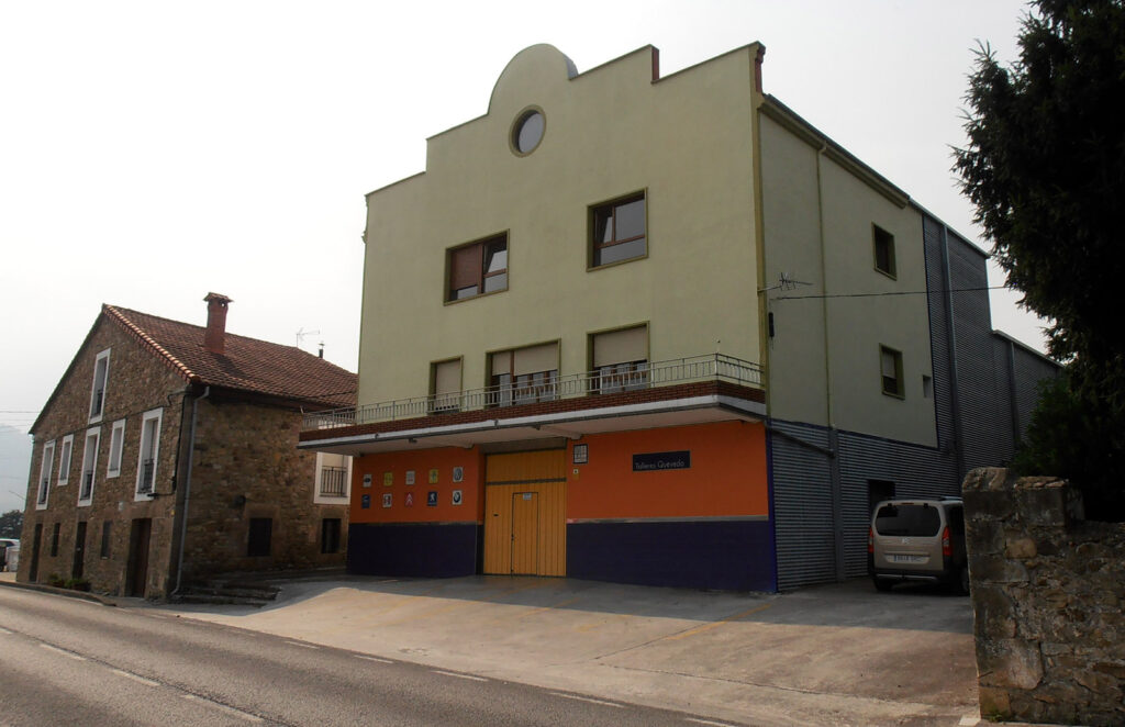 San Felices de Buelna - Jaín