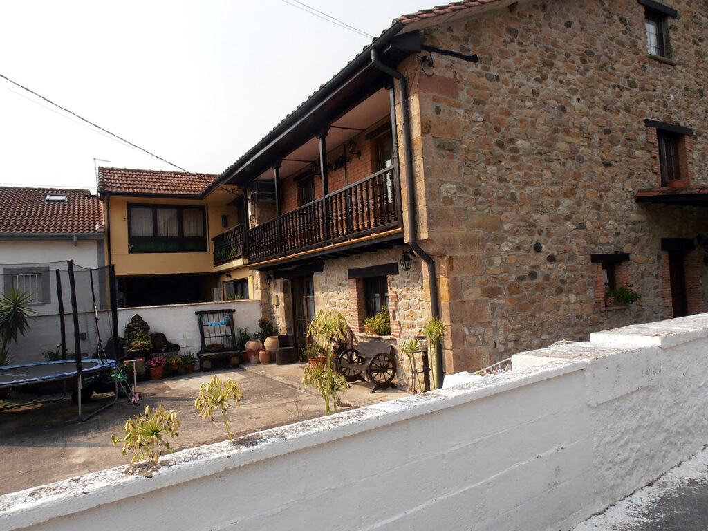 San Felices de Buelna - Jaín